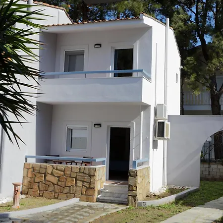 Bleu- 3* Πρίνος